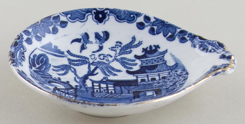 Dish small c1930s